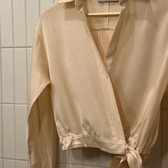 Vince Champagne Satin Blouse - Picture 3 of 4